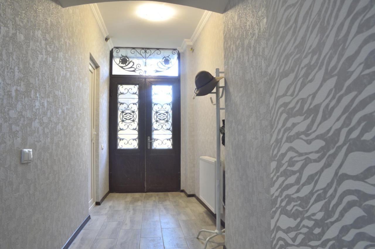 Hotel Mtatsmindaze Tiflis Exterior foto